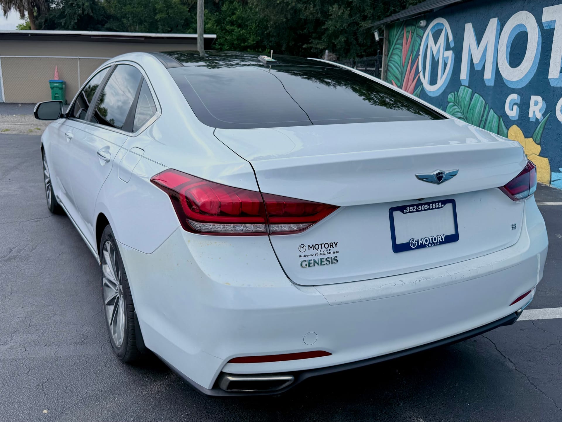 2015 HYUNDAI GENESIS - Gallery Image