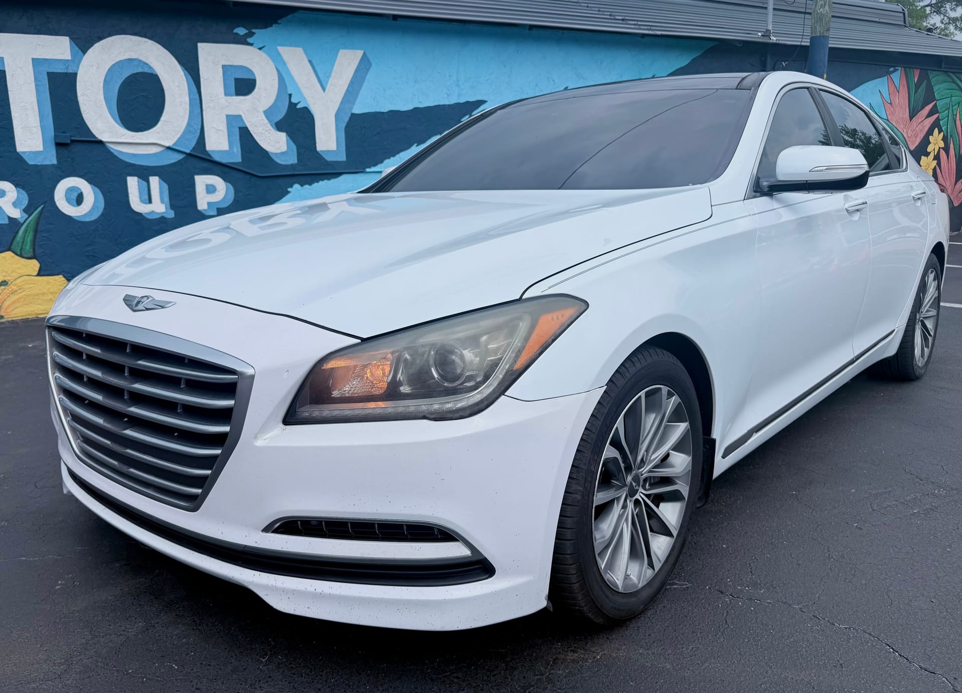 2015 HYUNDAI GENESIS - Gallery Image