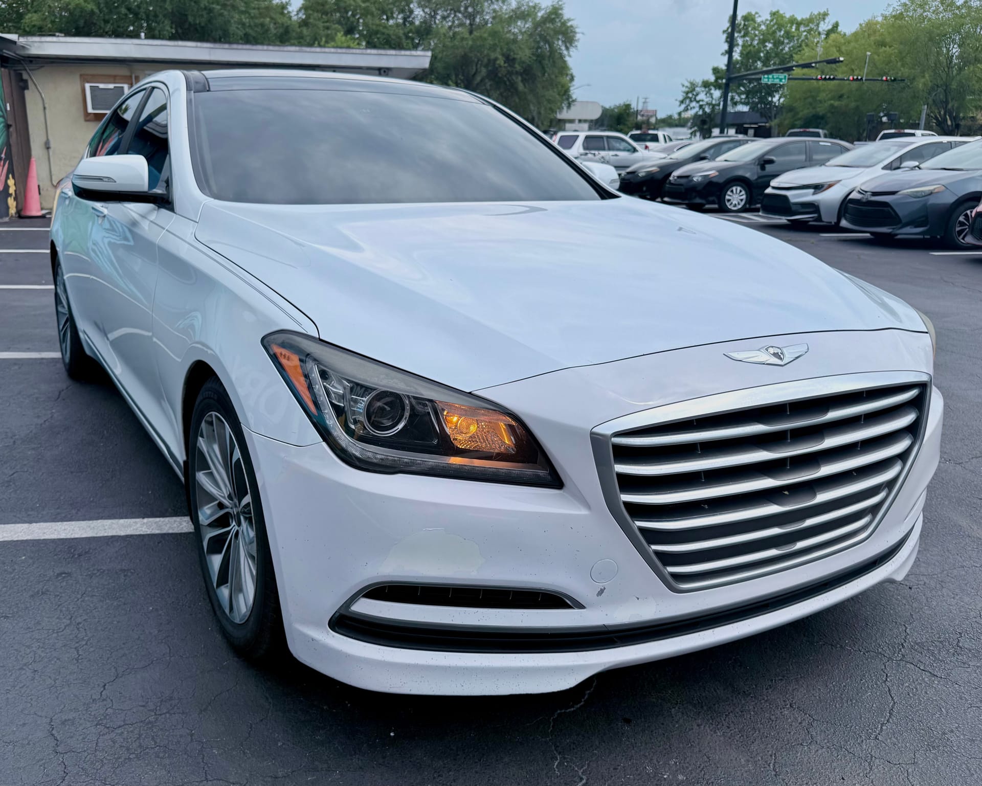 2015 HYUNDAI GENESIS - Gallery Image