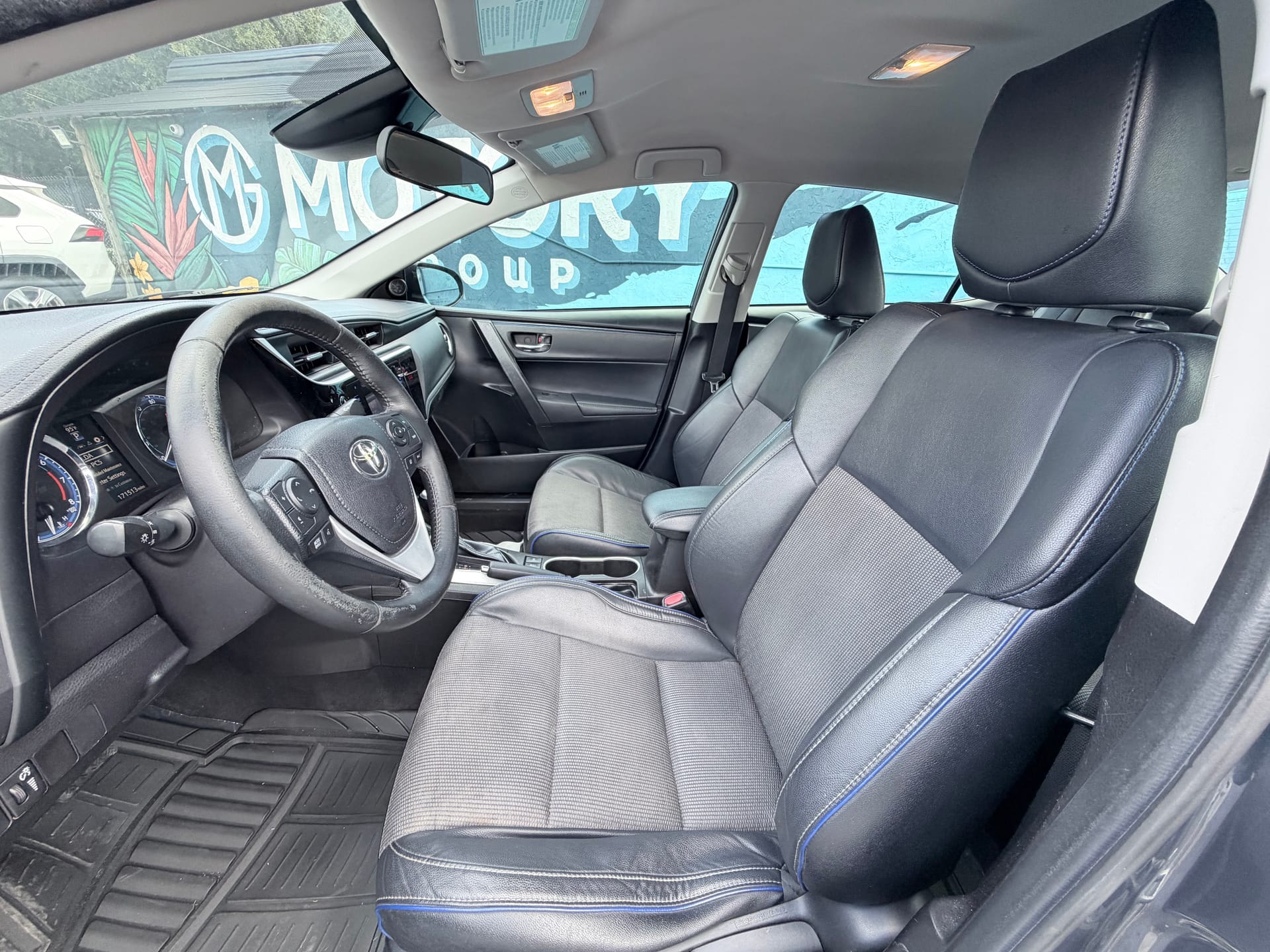 2019 TOYOTA COROLLA - Gallery Image