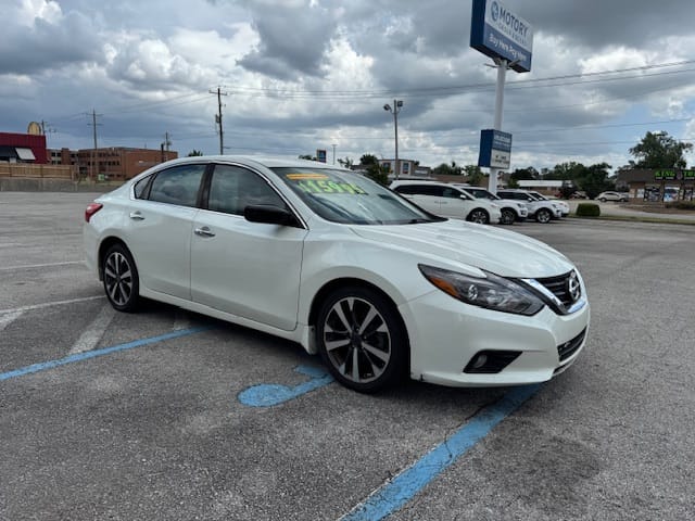 2016 NISSAN ALTIMA - Gallery Image