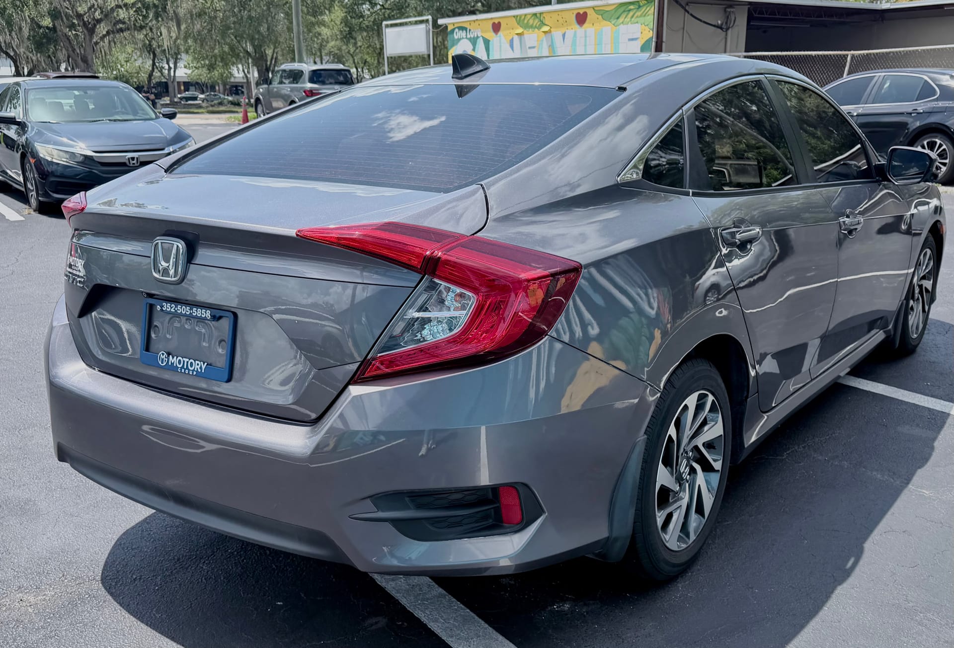 2018 HONDA CIVIC - Gallery Image