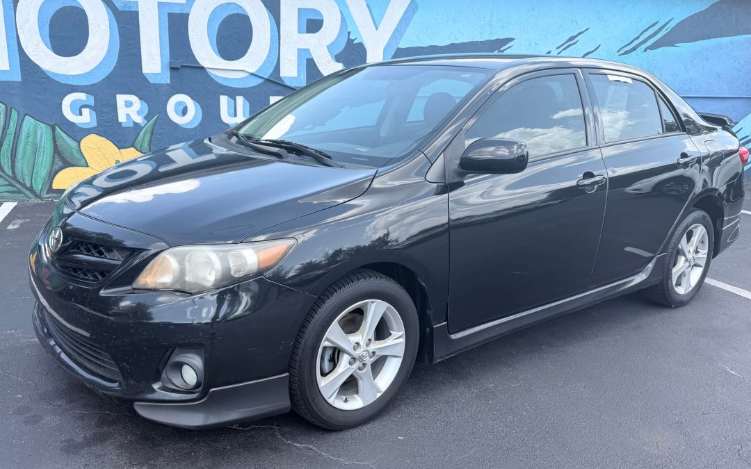 2011 TOYOTA COROLLA