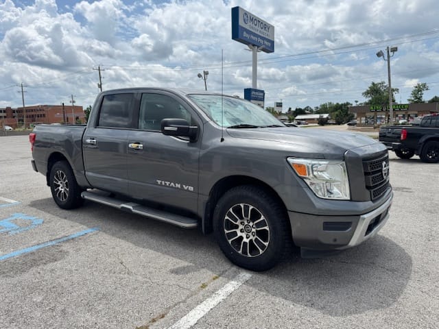 2020 NISSAN TITAN - Gallery Image