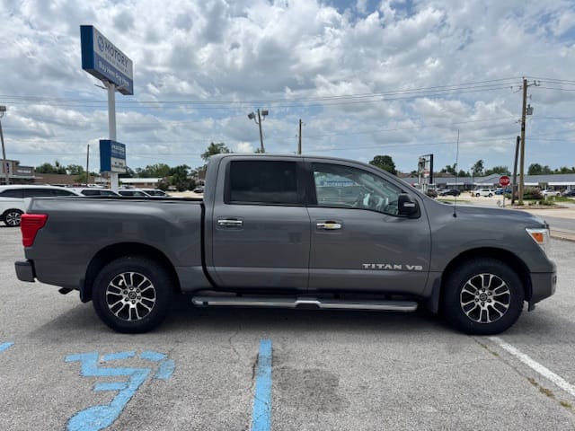 2020 NISSAN TITAN - Gallery Image