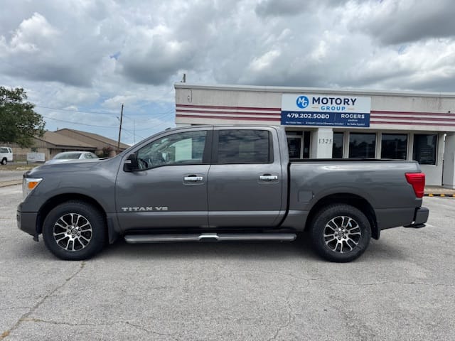 2020 NISSAN TITAN - Gallery Image