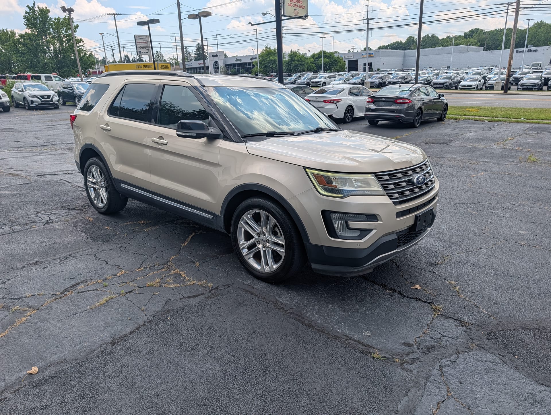 2017 FORD EXPLORER - Gallery Image