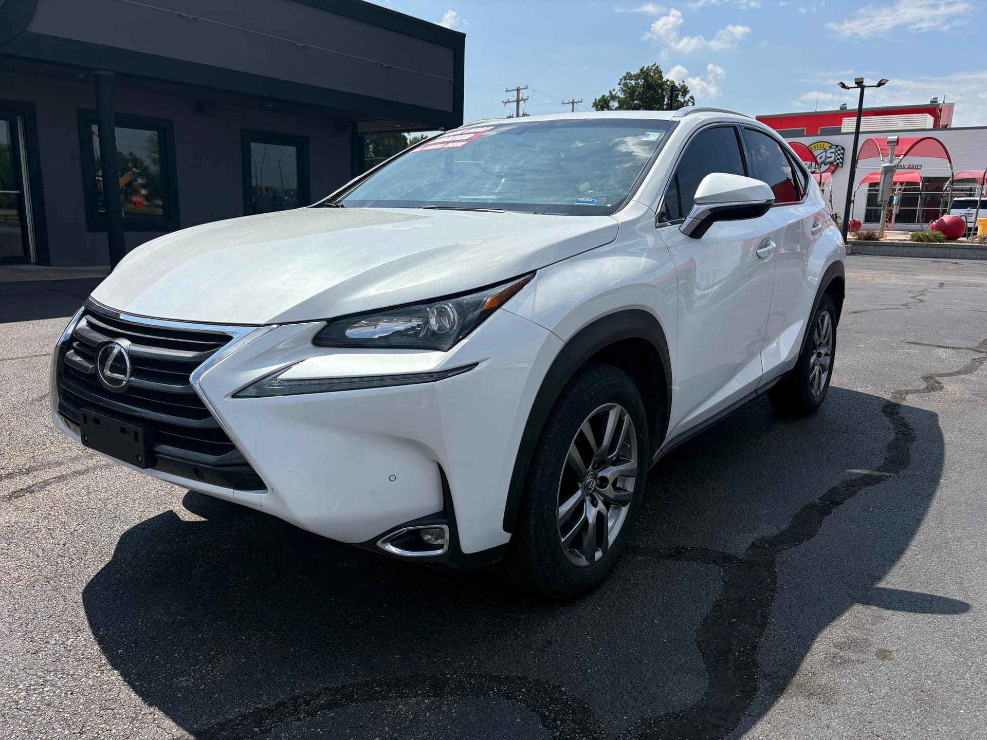 2016 LEXUS NX 200T - Gallery Image