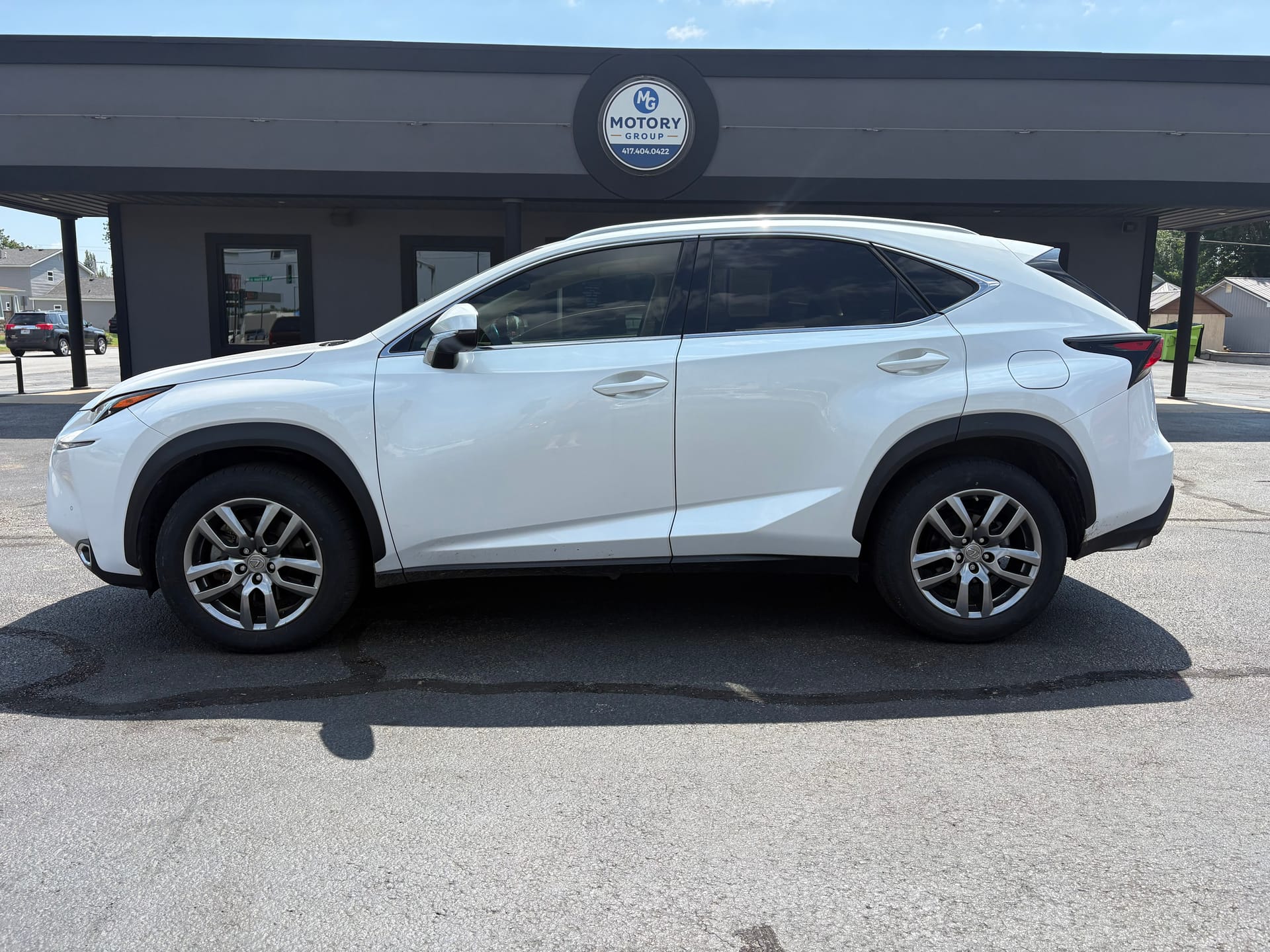 2016 LEXUS NX 200T - Gallery Image