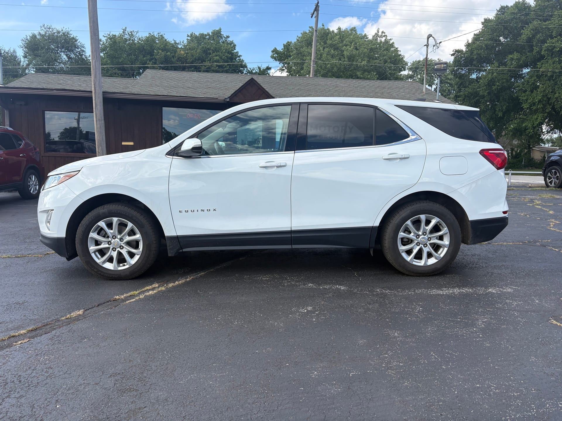 2019 CHEVROLET EQUINOX - Gallery Image