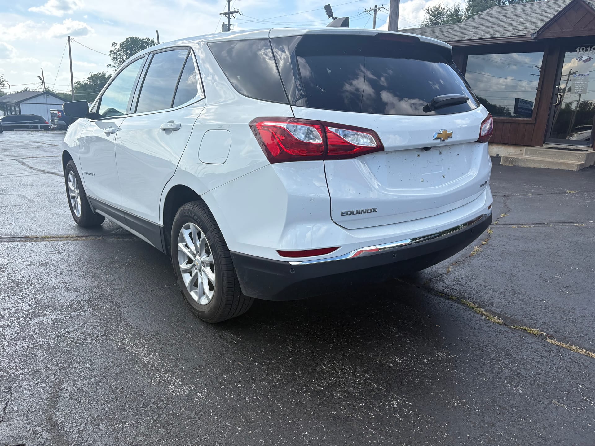 2019 CHEVROLET EQUINOX - Gallery Image