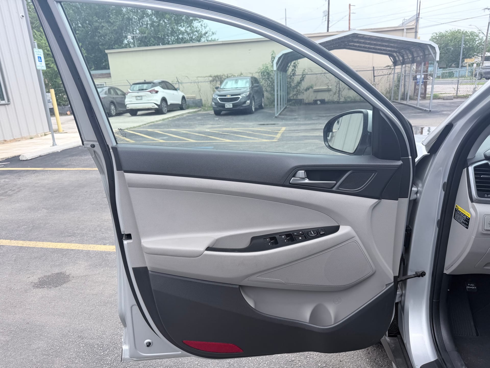 2017 HYUNDAI TUCSON - Gallery Image