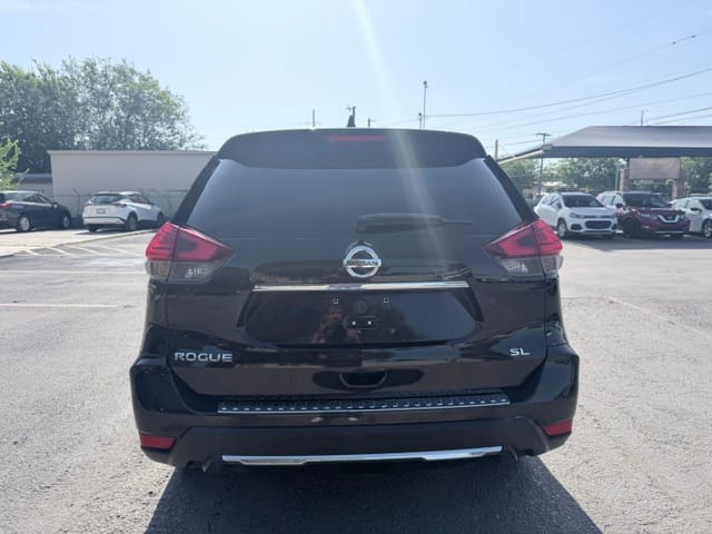 2017 NISSAN ROGUE - Gallery Image
