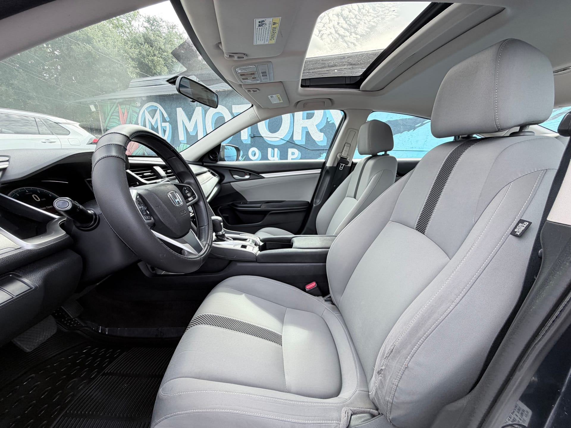 2016 HONDA CIVIC - Gallery Image