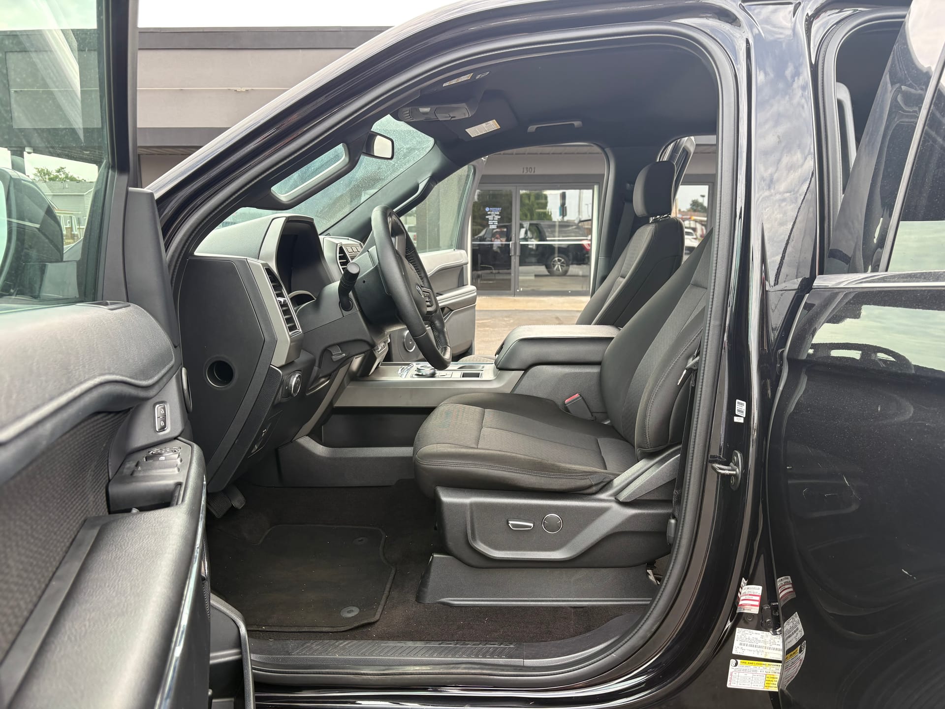 2019 FORD EXPEDITION MAX - Gallery Image