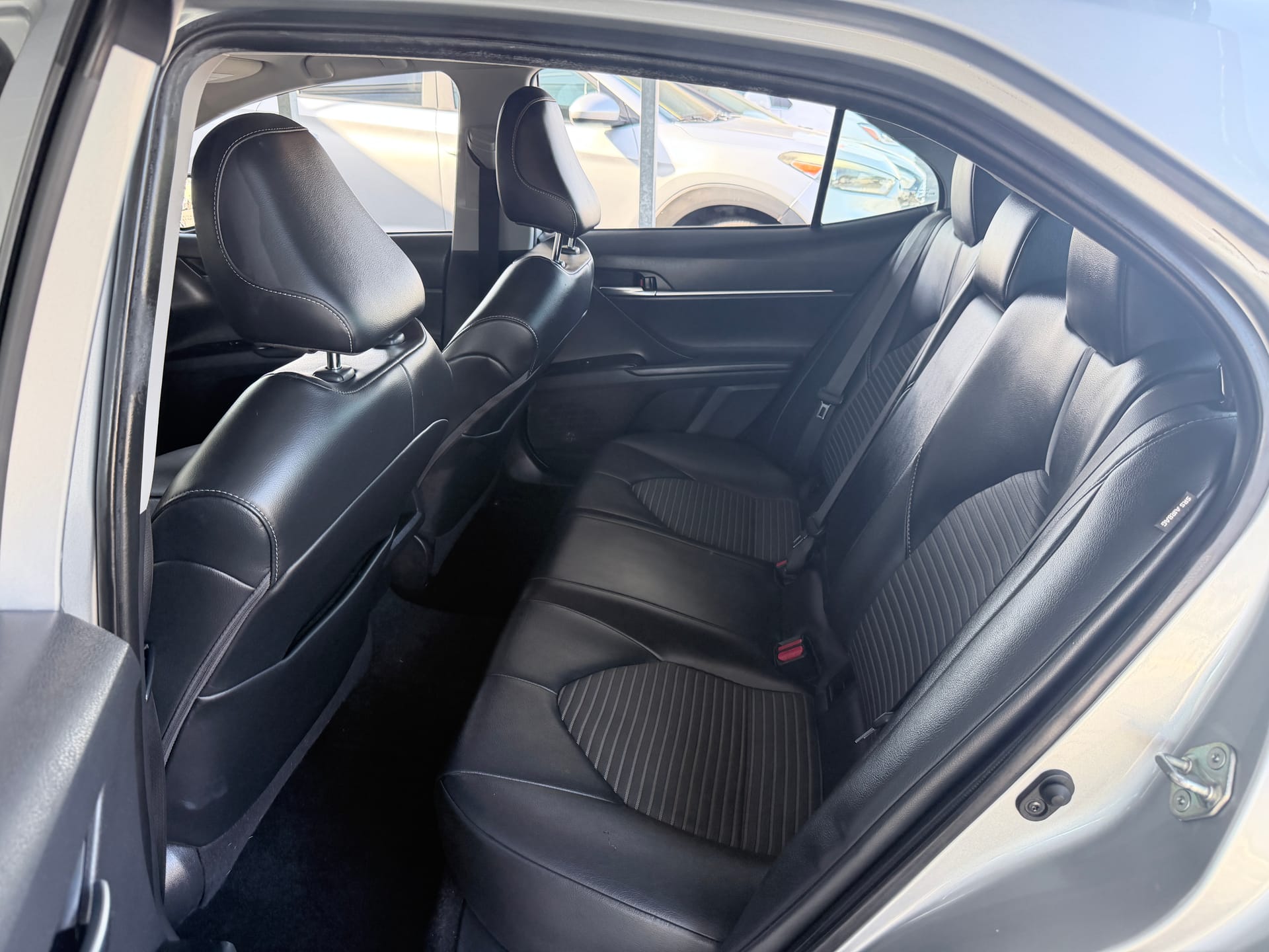 2020 TOYOTA CAMRY - Gallery Image