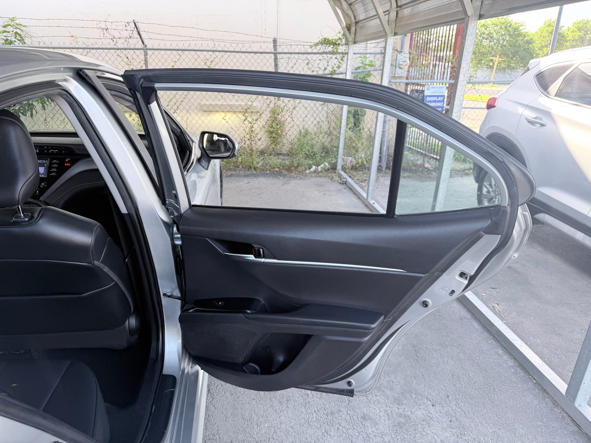 2020 TOYOTA CAMRY - Gallery Image