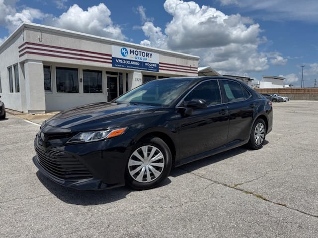 2018 TOYOTA CAMRY - Gallery Image