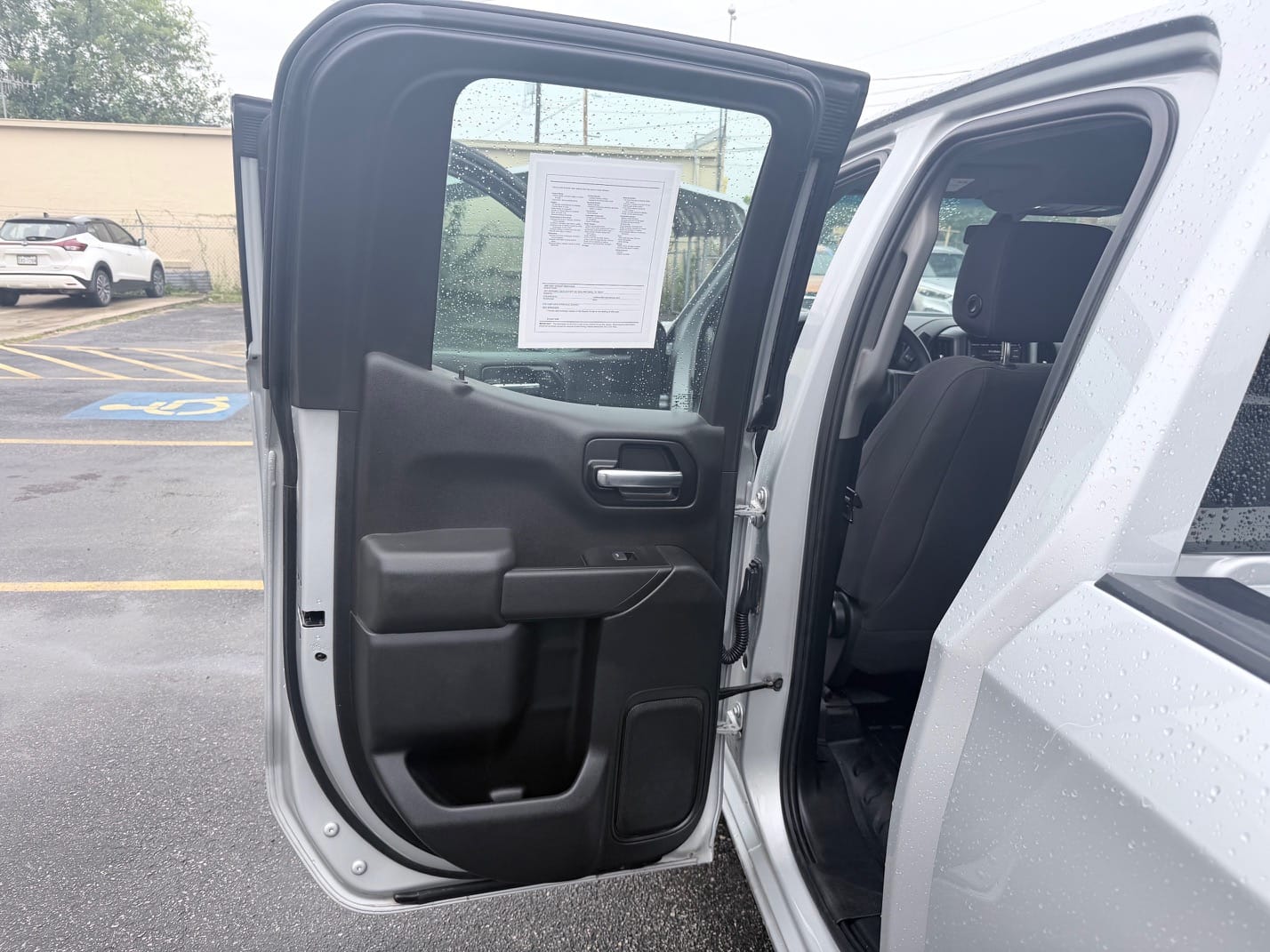 2020 CHEVROLET SILVERADO - Gallery Image