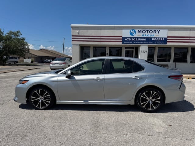 2018 TOYOTA CAMRY - Gallery Image
