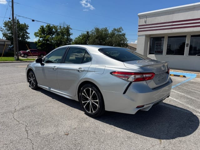 2018 TOYOTA CAMRY - Gallery Image