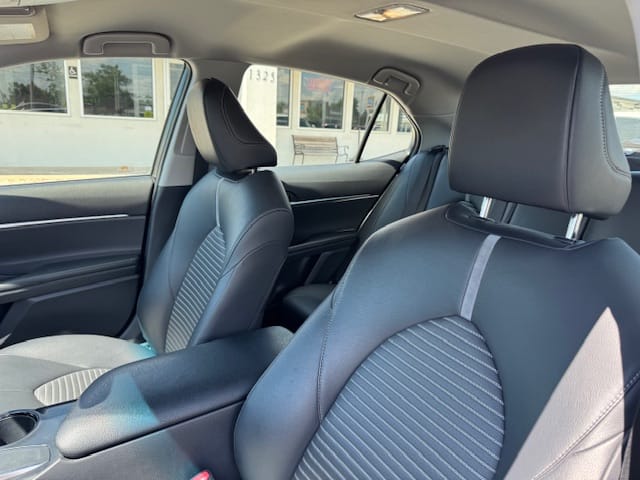 2018 TOYOTA CAMRY - Gallery Image