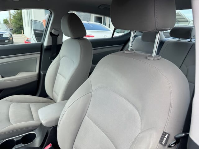 2018 HYUNDAI ELANTRA - Gallery Image