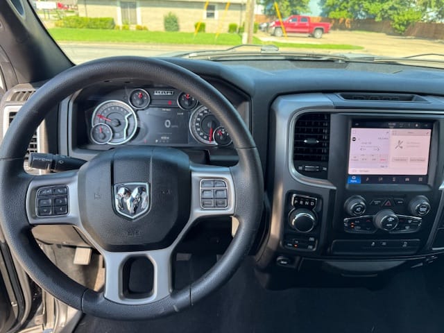 2022 RAM 1500 CLASSIC - Gallery Image