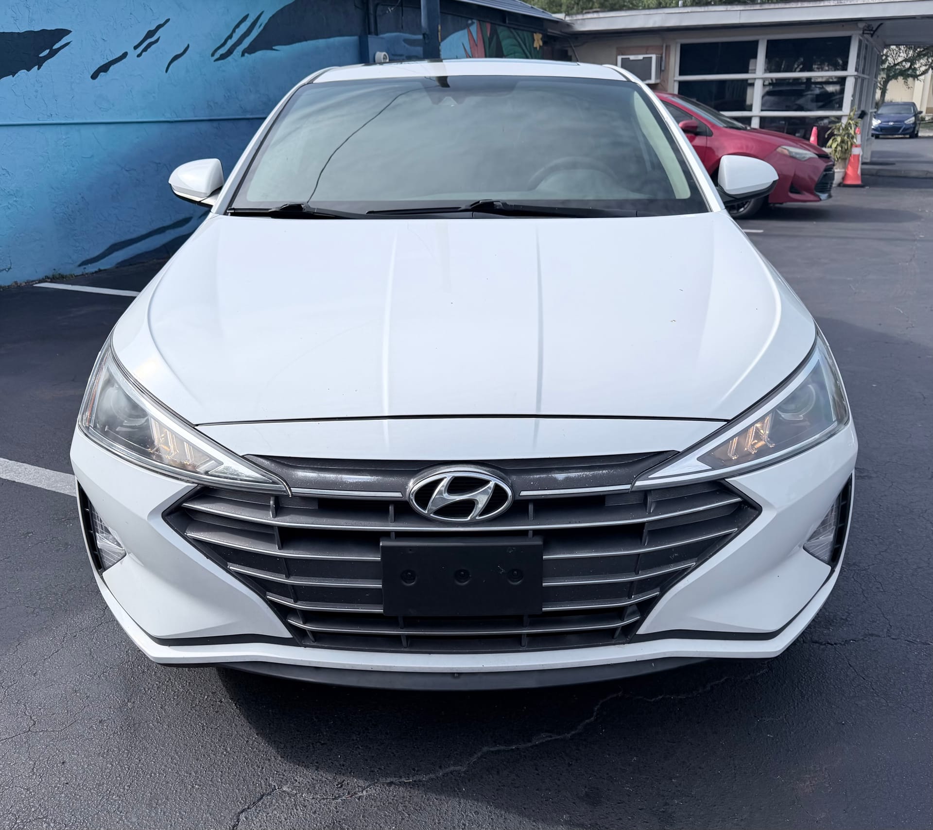 2019 HYUNDAI ELANTRA - Gallery Image