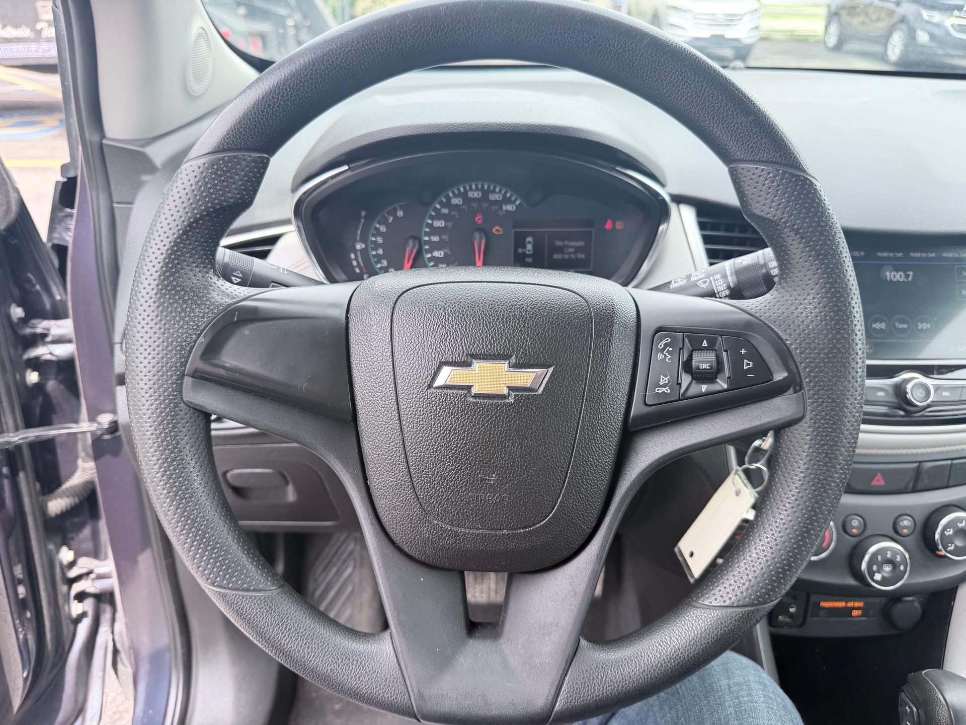 2018 CHEVROLET TRAX - Gallery Image