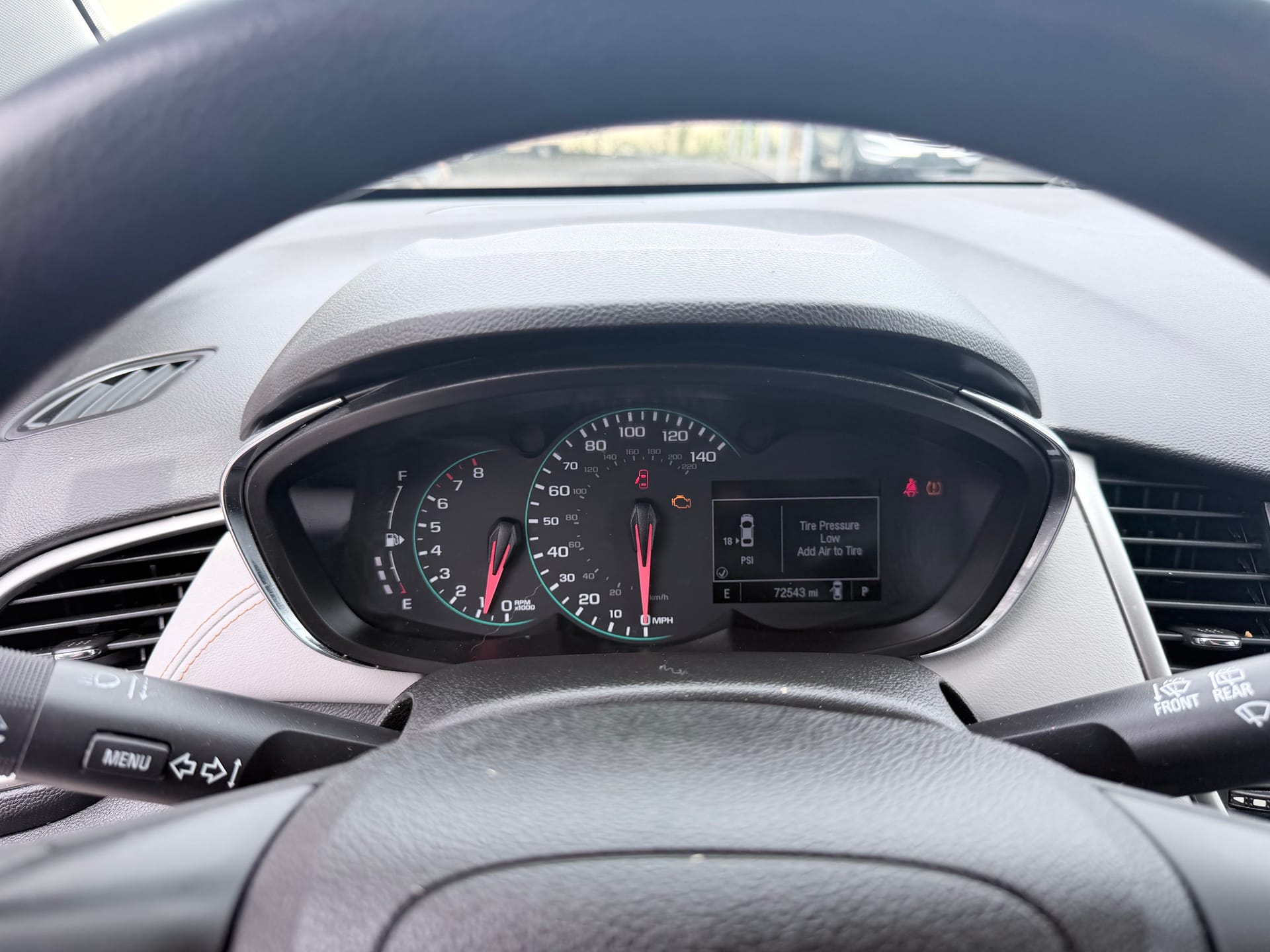 2018 CHEVROLET TRAX - Gallery Image