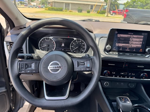 2021 NISSAN ROGUE - Gallery Image