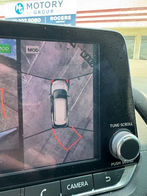 2021 NISSAN ROGUE - Gallery Image