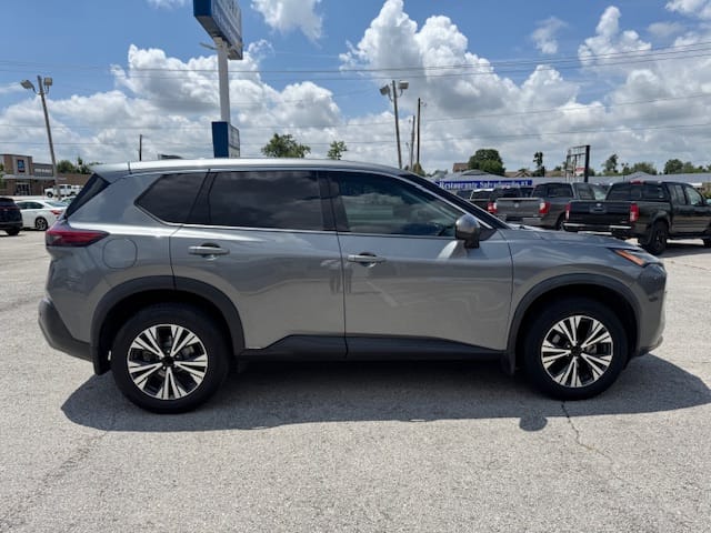2021 NISSAN ROGUE - Gallery Image