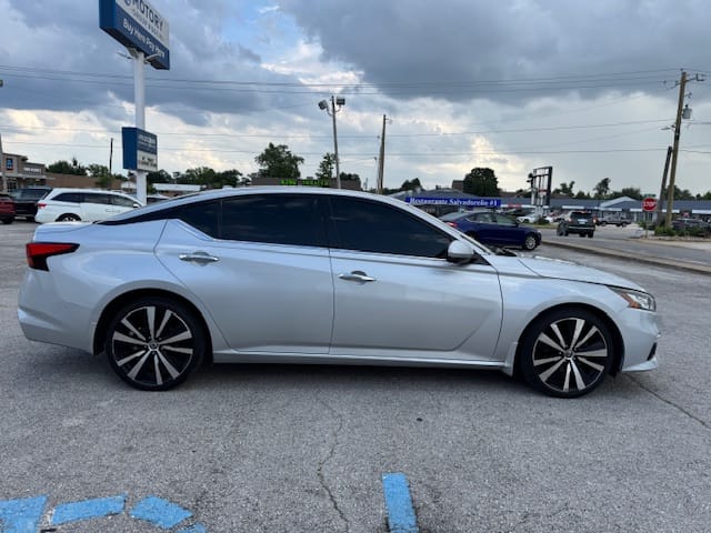 2020 NISSAN ALTIMA - Gallery Image