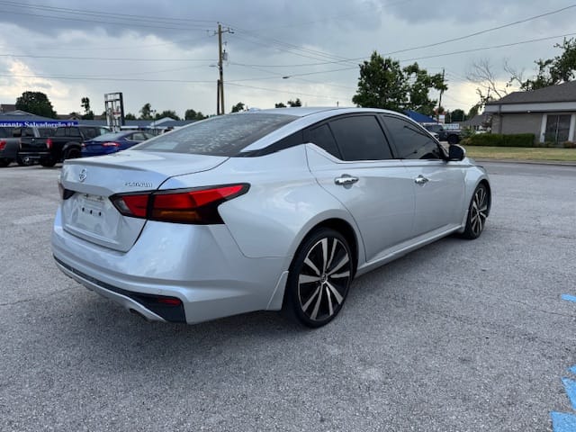 2020 NISSAN ALTIMA - Gallery Image