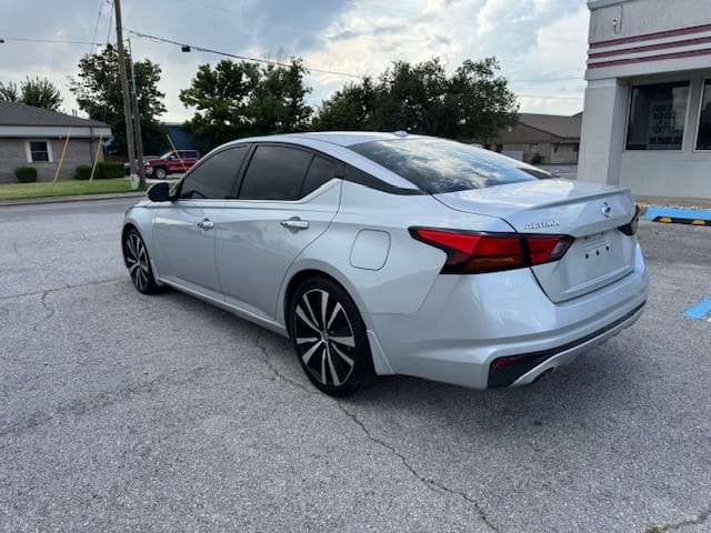 2020 NISSAN ALTIMA - Gallery Image