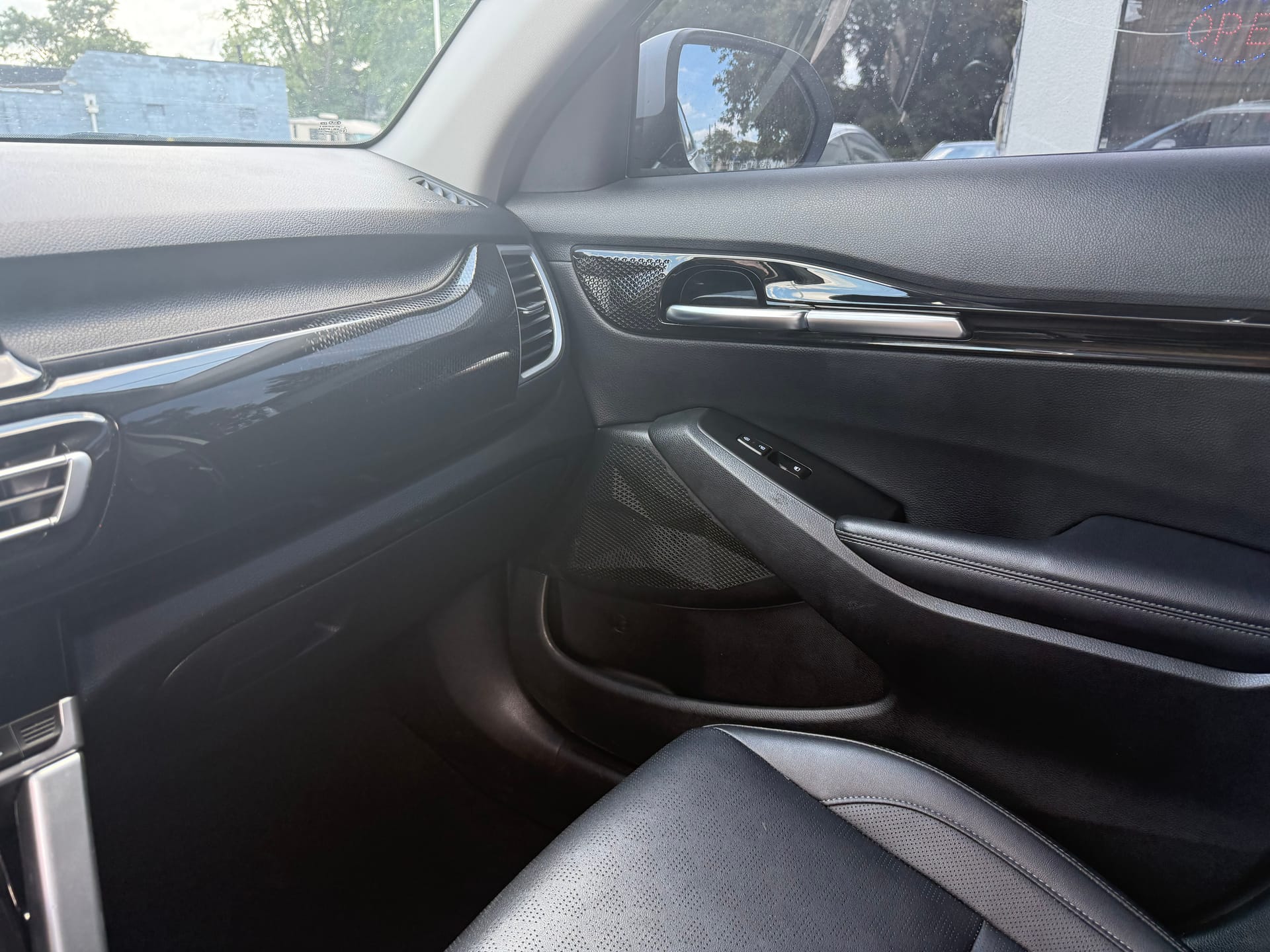 2021 KIA SELTOS - Gallery Image