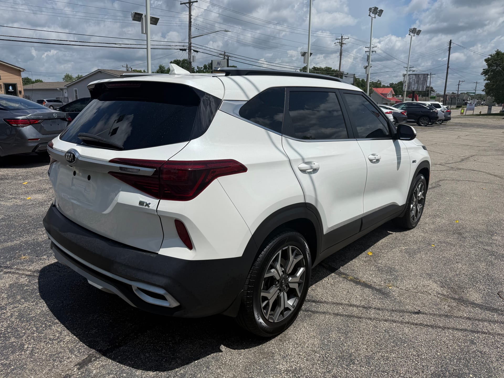 2021 KIA SELTOS - Gallery Image