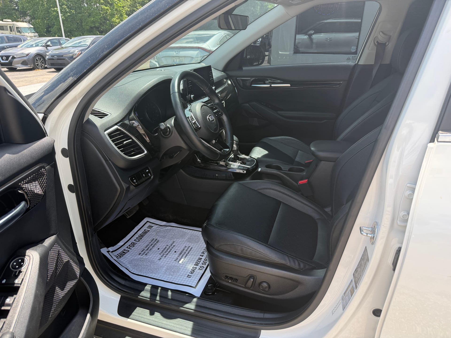 2021 KIA SELTOS - Gallery Image