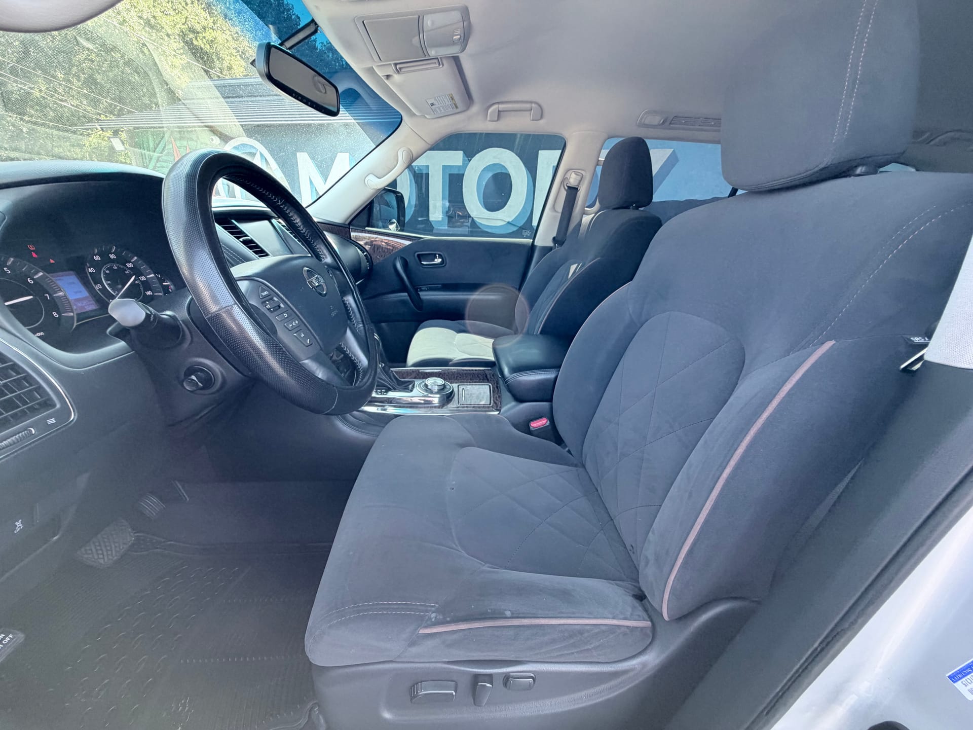 2017 NISSAN ARMADA - Gallery Image