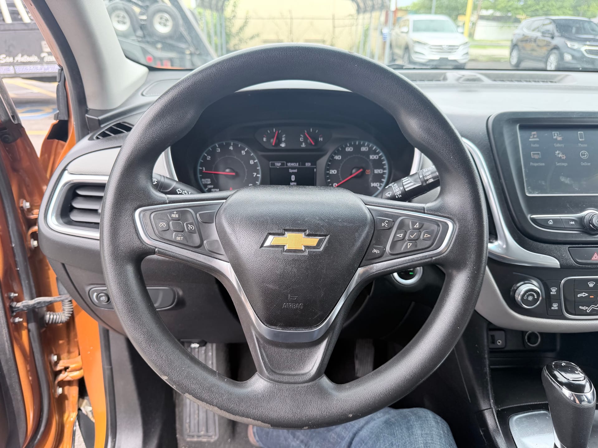 2018 CHEVROLET EQUINOX - Gallery Image