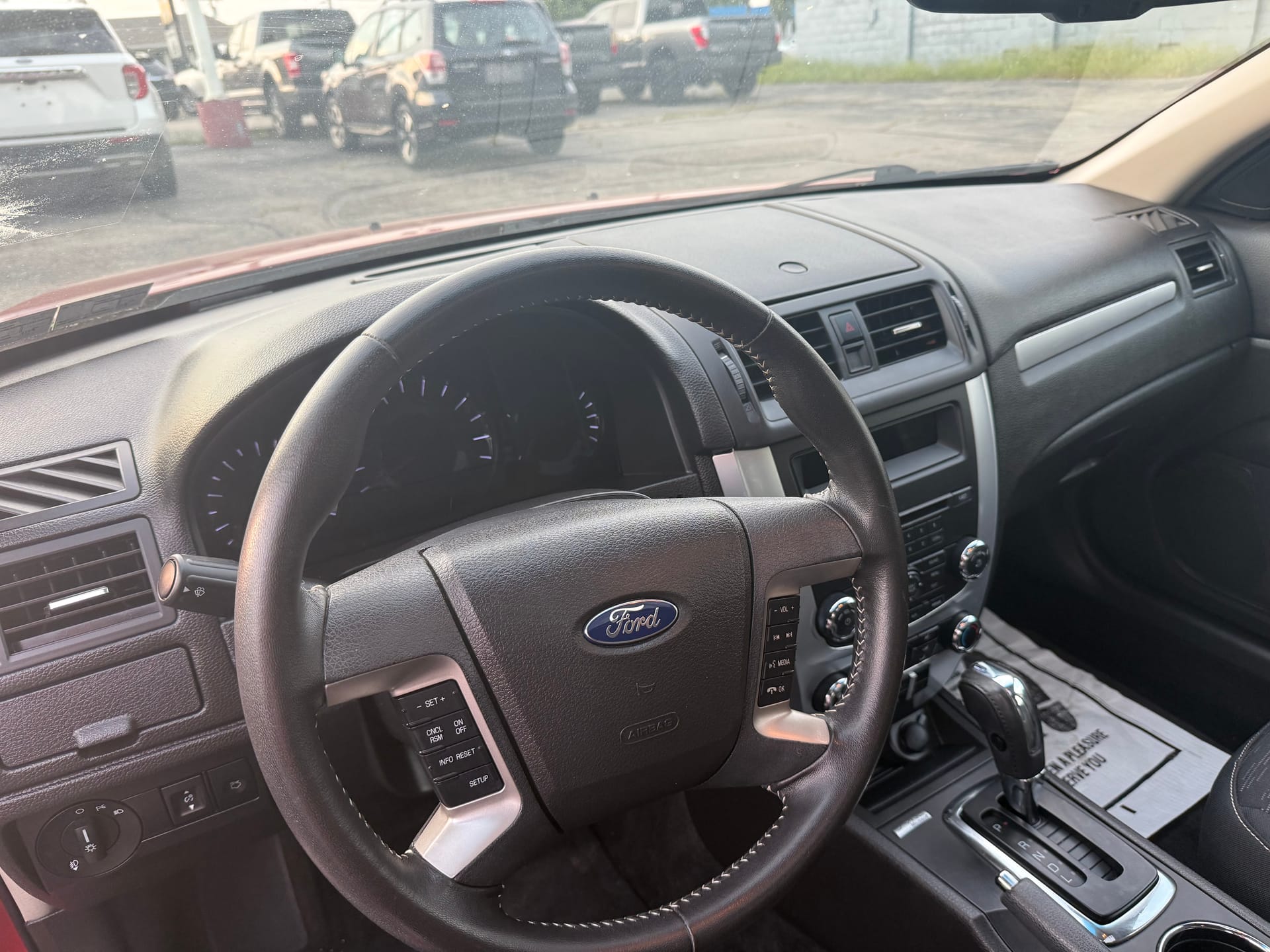 2010 FORD FUSION - Gallery Image