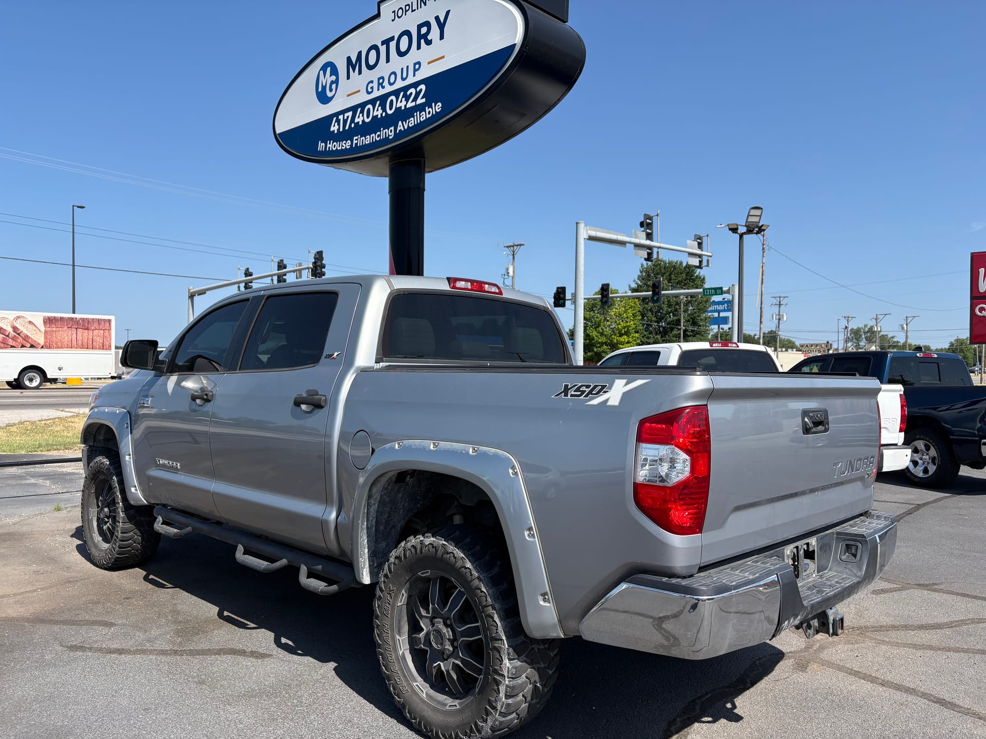 2016 TOYOTA TUNDRA - Gallery Image