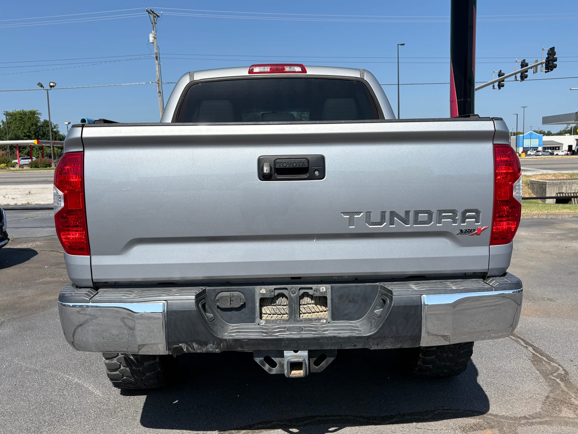 2016 TOYOTA TUNDRA - Gallery Image