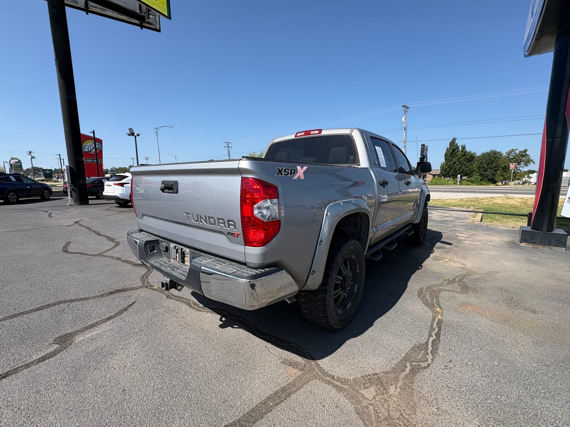 2016 TOYOTA TUNDRA - Gallery Image