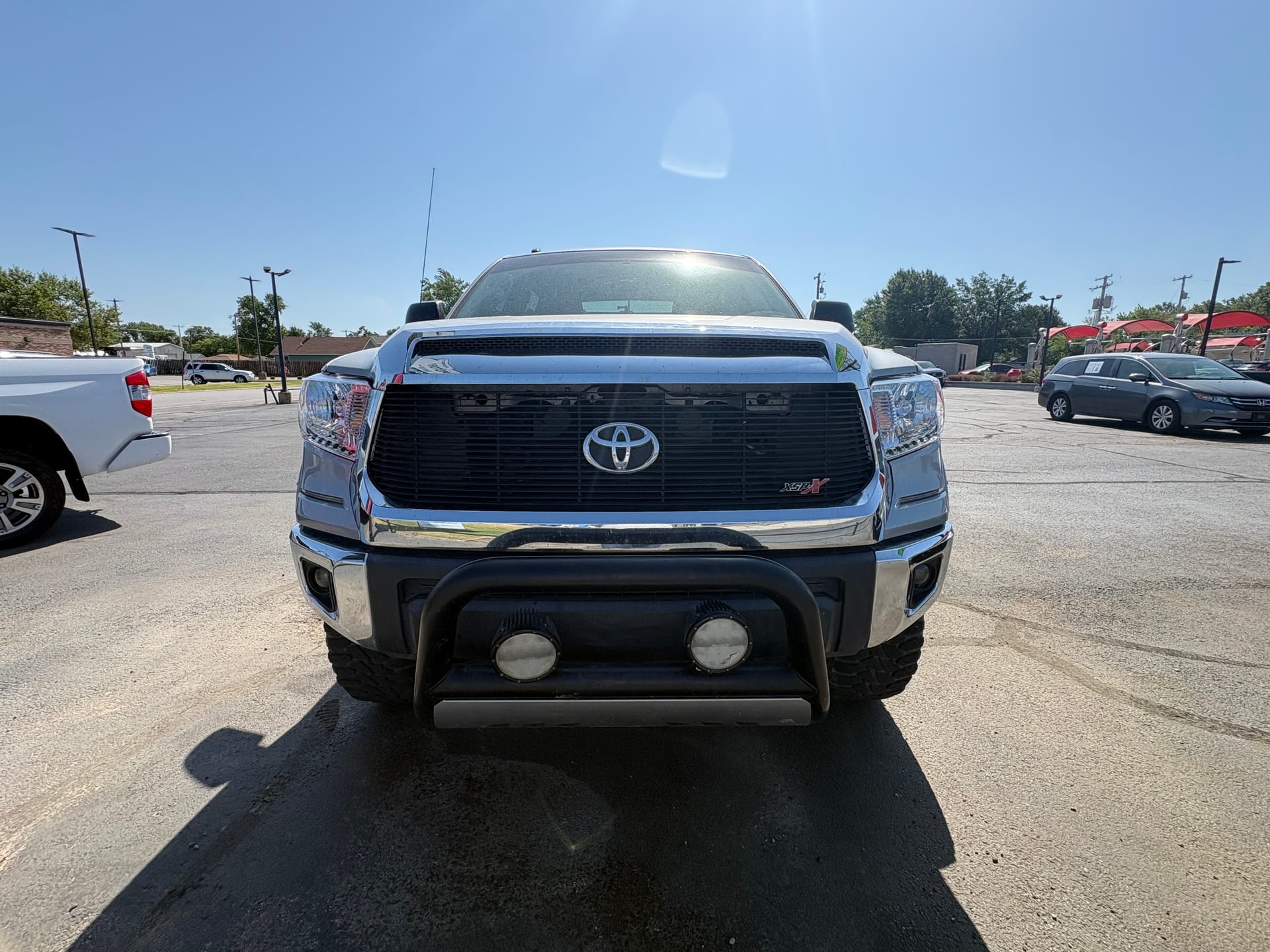2016 TOYOTA TUNDRA - Gallery Image