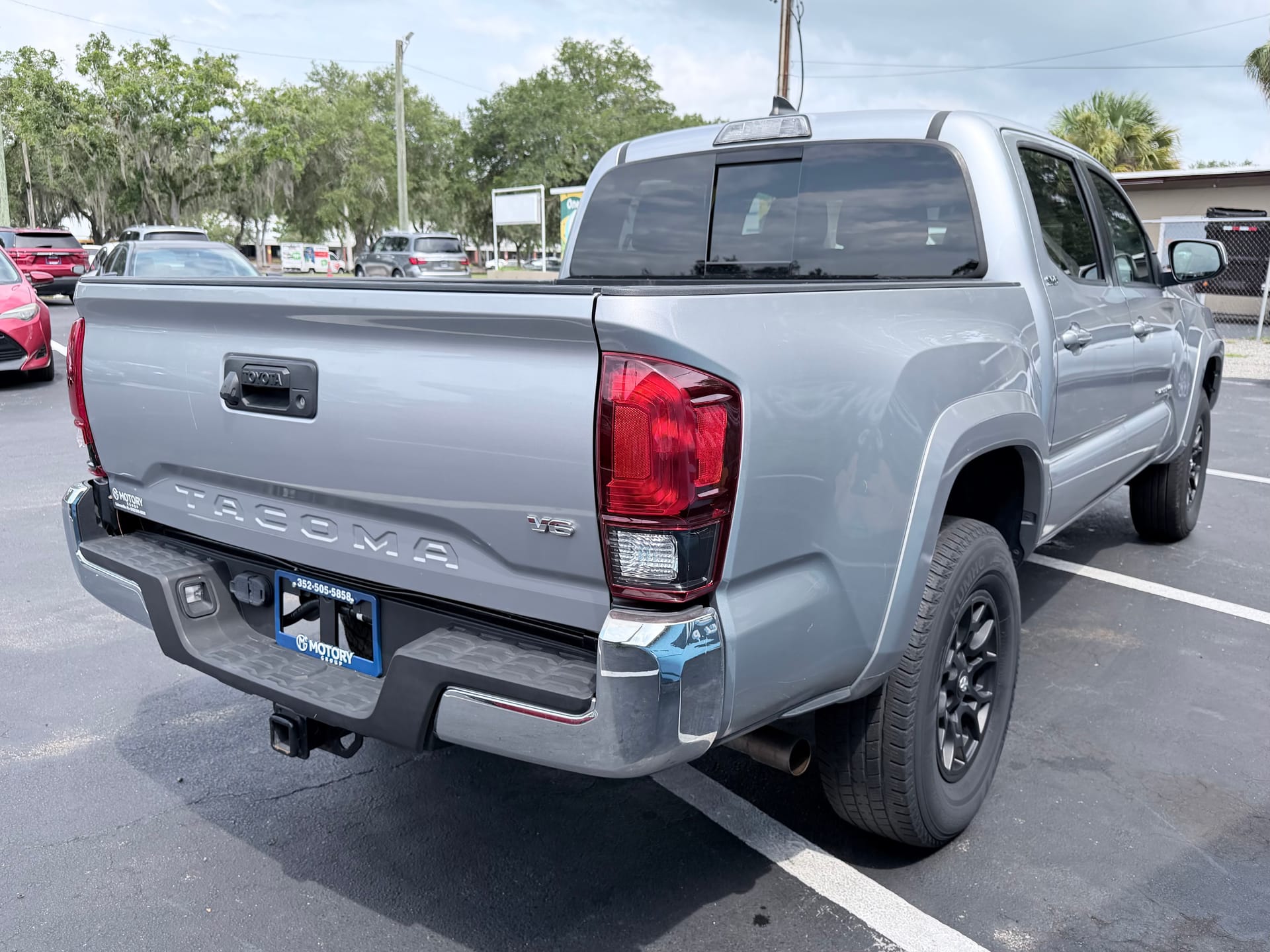 2019 TOYOTA TACOMA - Gallery Image