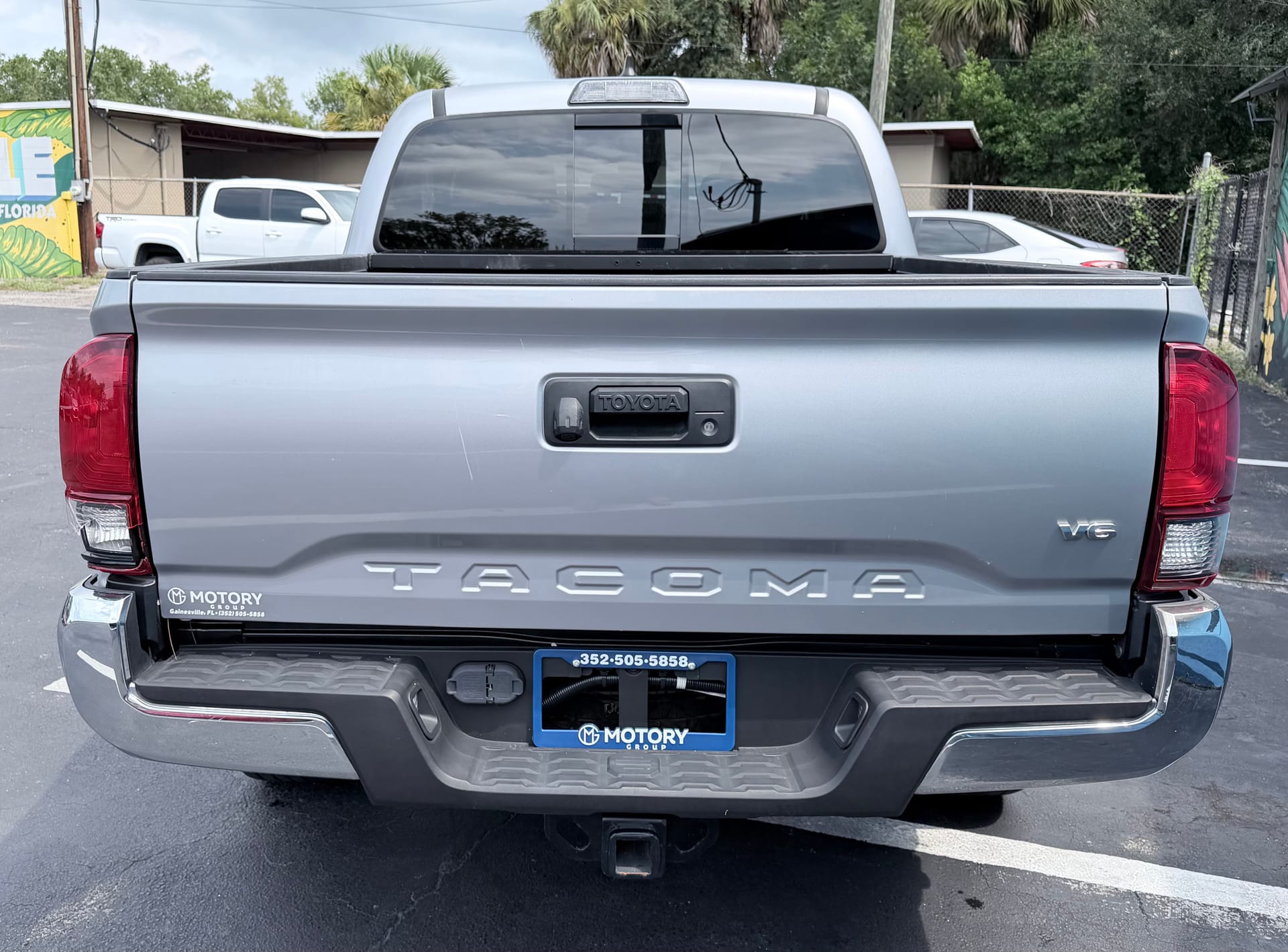 2019 TOYOTA TACOMA - Gallery Image