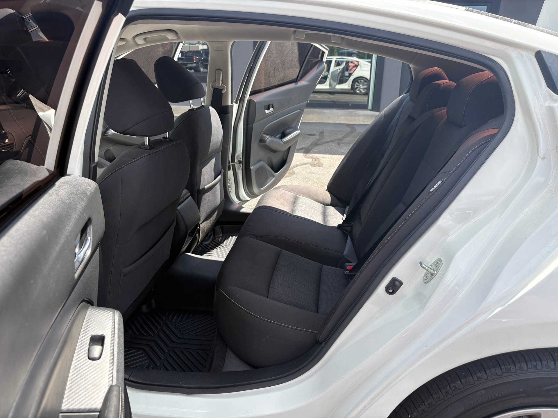 2020 NISSAN ALTIMA - Gallery Image